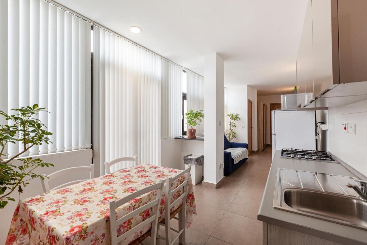 Appartement Perfect Seaview Penthouse à San Pawl il-Baħar Extérieur photo