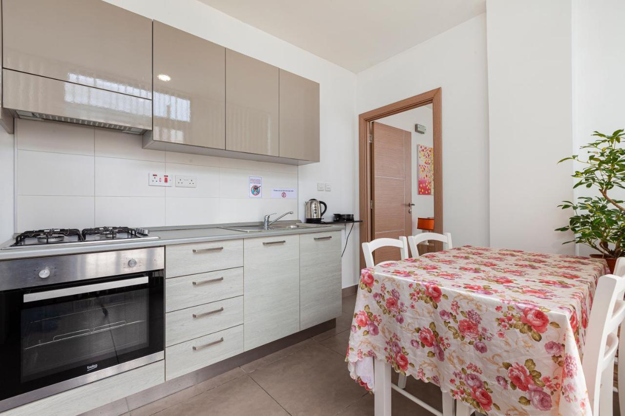 Appartement Perfect Seaview Penthouse à San Pawl il-Baħar Extérieur photo