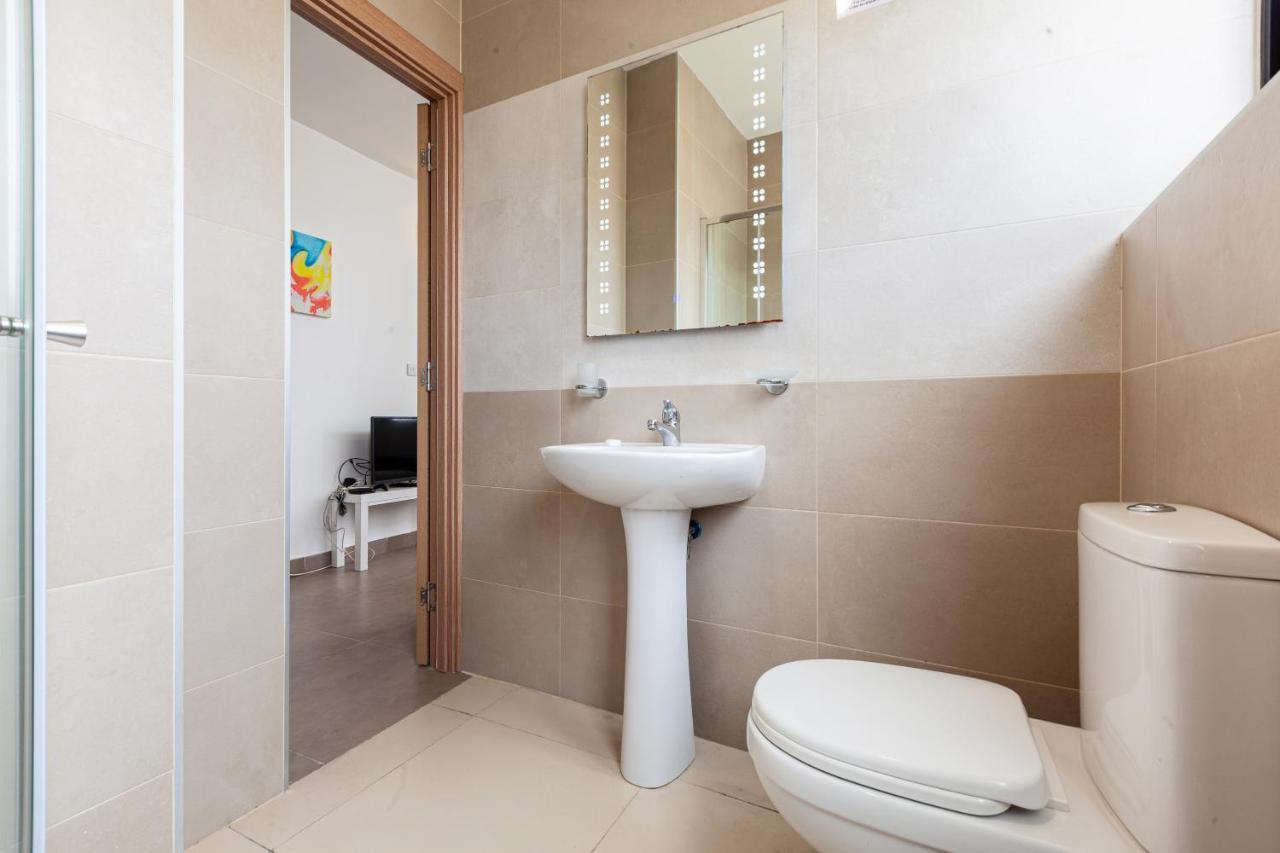 Appartement Perfect Seaview Penthouse à San Pawl il-Baħar Extérieur photo